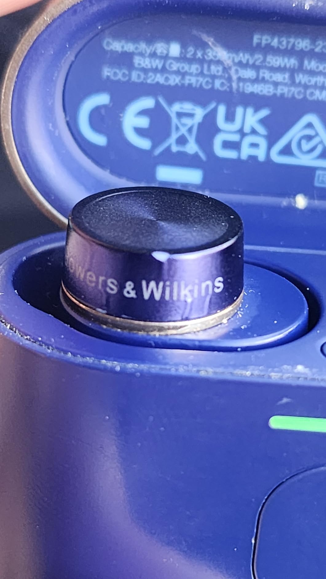 Bowers & Wilkins Pi7 S2 True Wireless Earbuds, Midnight Blue | Active Noise Cancellation, Qualcomm aptX Technology, Bluetooth, Crystal-Clear Calls, Wireless & 15-Minute Quick Charging customer photo 1
