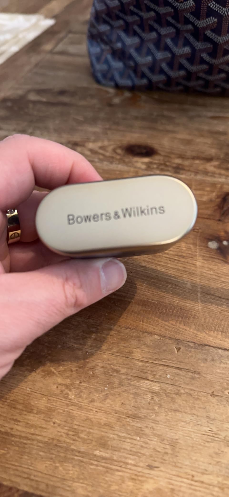 Bowers & Wilkins Pi7 S2 True Wireless Earbuds, Midnight Blue | Active Noise Cancellation, Qualcomm aptX Technology, Bluetooth, Crystal-Clear Calls, Wireless & 15-Minute Quick Charging customer photo 2