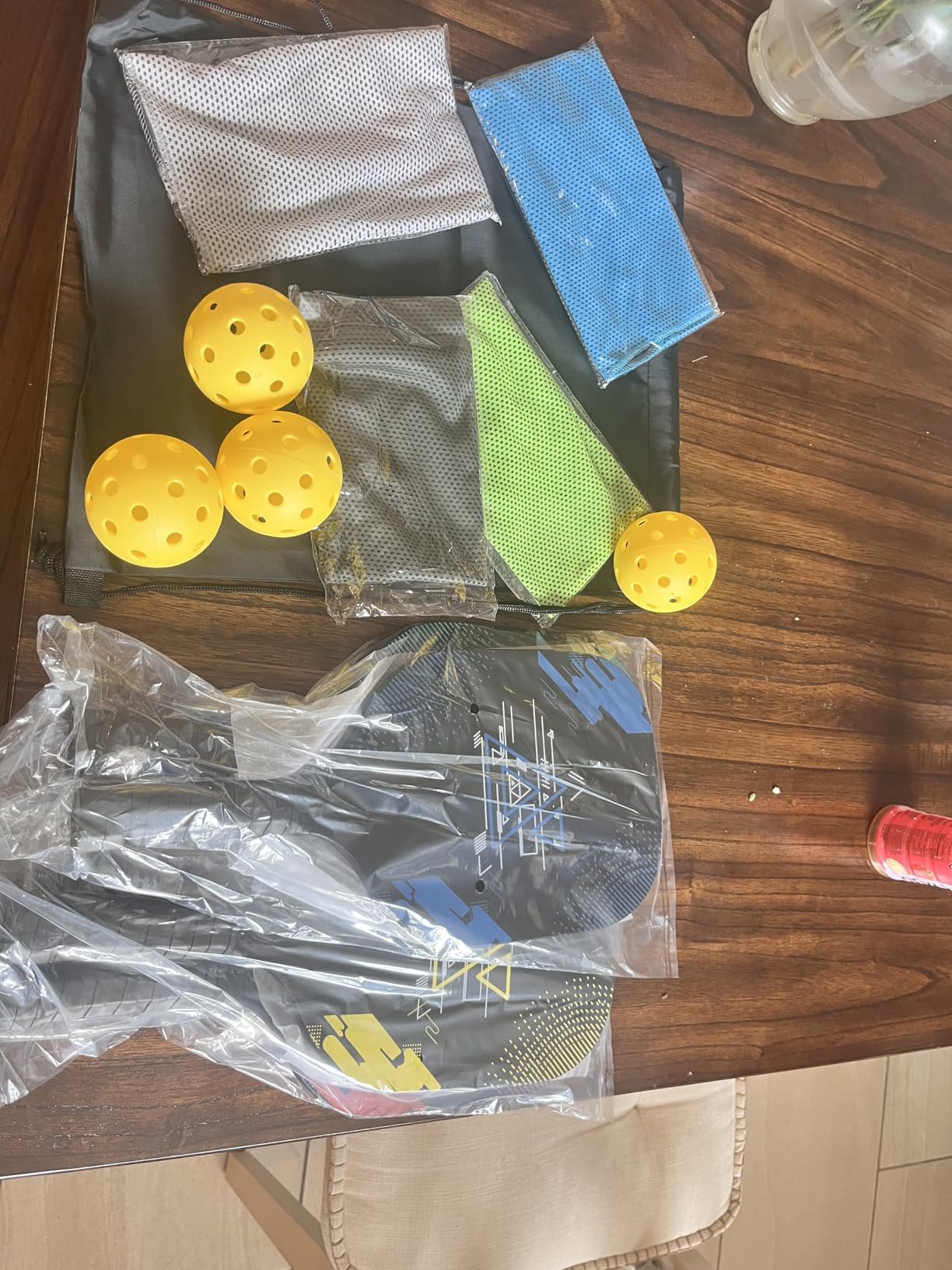 Pickleball Paddles Set of 4, Wood Pickleball Set with Comfort Grip | 4 Cooling Towels, 4 Pickleball Balls & Carry Bag. Cushion Grip Wood Paddle Set for Men, Women, Beginners customer photo 2
