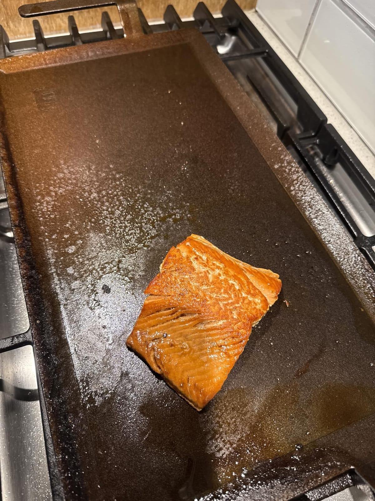 Made In Cookware - Carbon Steel Griddle - Professional Cookware - Crafted in Sweden - Induction Compatible customer photo 2