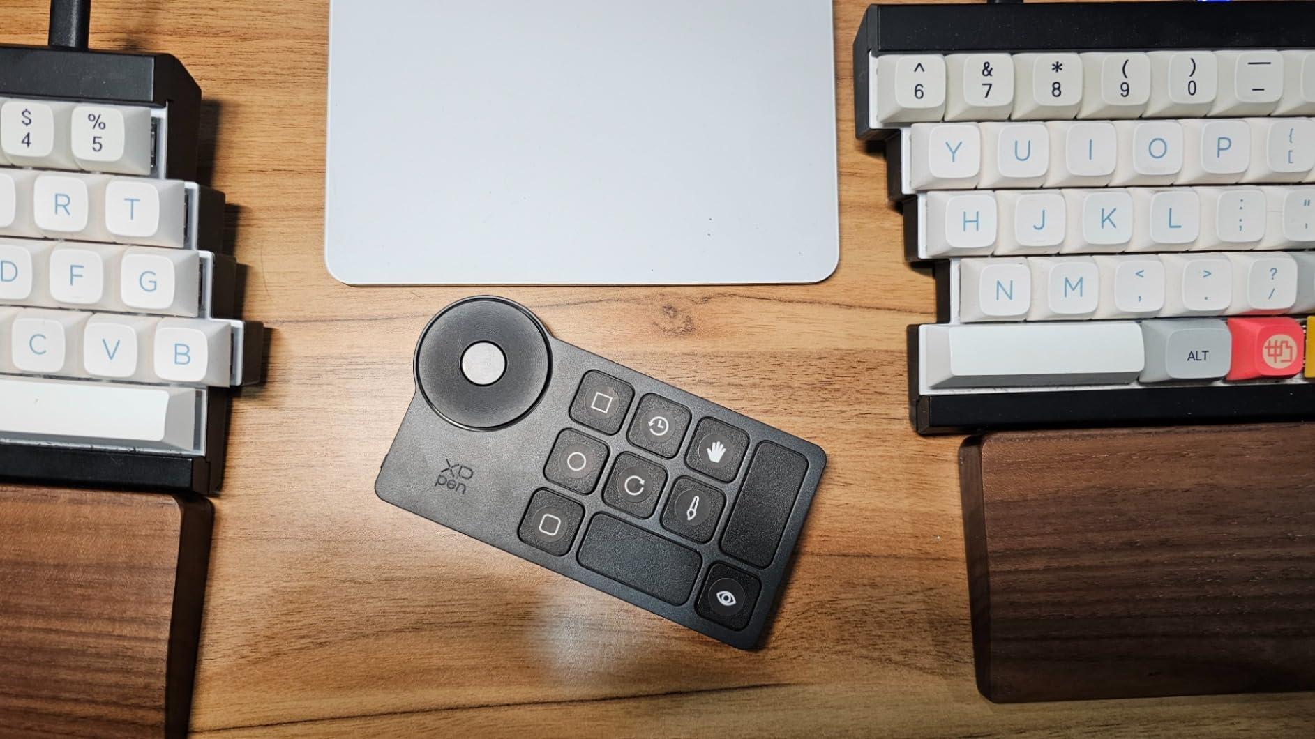 XPPen Mini Keydial ACK05 Wireless Shortcut Keyboard Bluetooth Programmable Express Remote Control with Dial & Customized Express Keys for Drawing Tablet PC MacBook Windows Images Video Editing customer photo 1