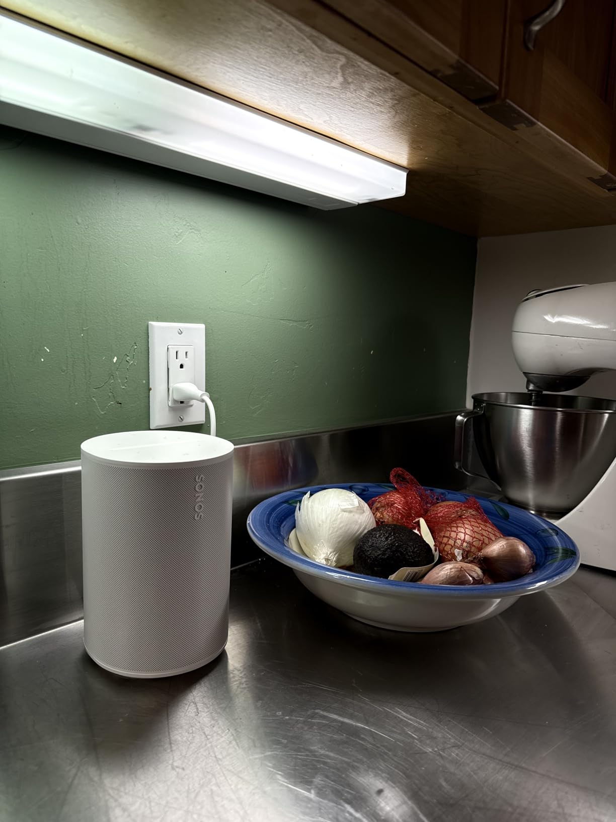 Sonos Era 100 - White - Wireless, Alexa Enabled Smart Speaker | WiFi | Bluetooth | Pair for Stereo or Surround | 47% faster processor | Next-gen dual-tweeter acoustic architecture customer photo 2