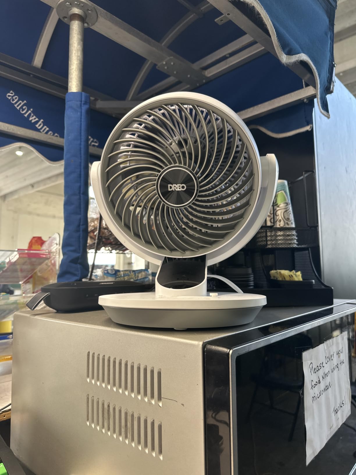 DREO Fan for Bedroom, 13-Inch Oscillating Table Air Circulator Fan for Whole Room, 120° Tilt Adjustment, 25dB Ultra-Quiet, 75ft Powerful Airflow, 4 Speeds Desk Fans with Remote for Home, Office customer photo 1