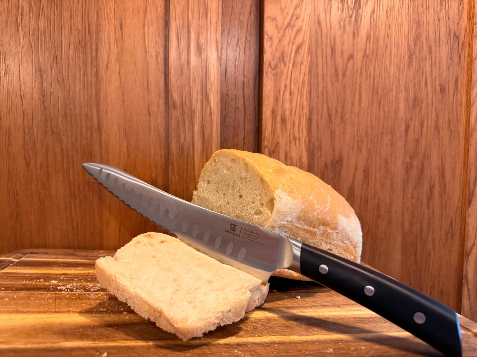 Piklohas Resharpeneable Bread Knife, 10 Inch Serrated Sourdough Knife with Offset Handle customer photo 2
