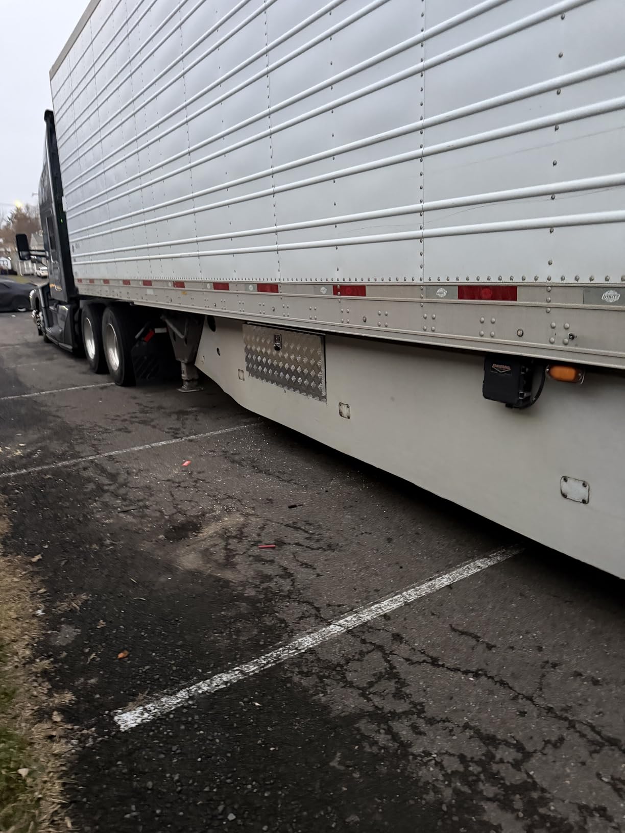 VEVOR Underbody Truck Box, 36