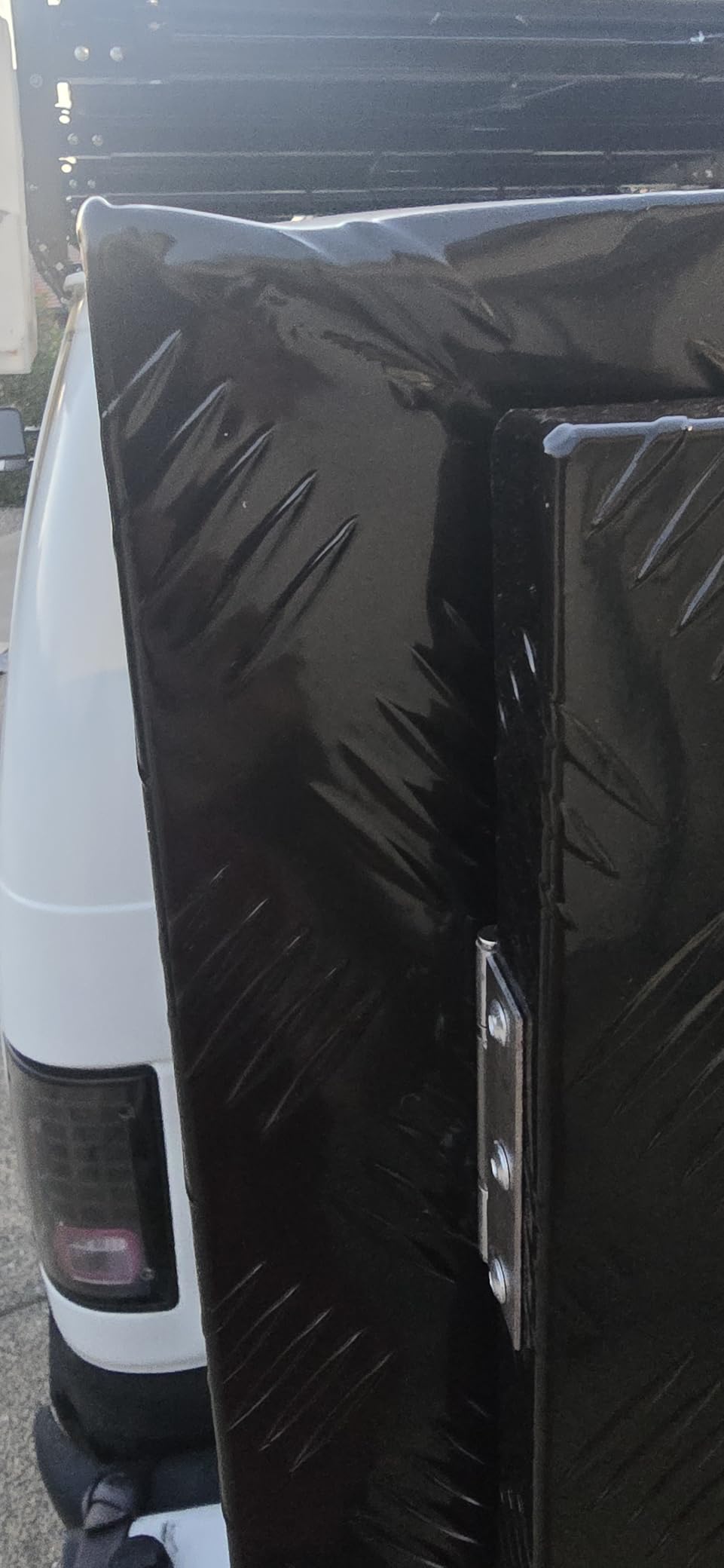 VEVOR Underbody Truck Box, 36