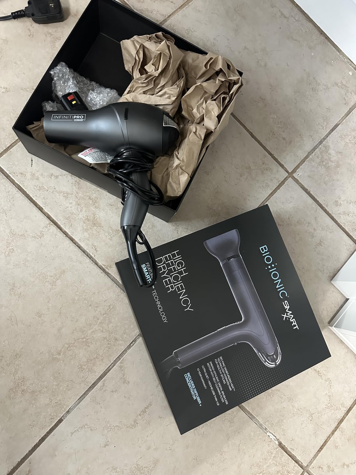 Bio Ionic SMART-X Hair Dryer with Diffuser, High-Efficiency Blow Dryer with 3 Heat & 3 Speed Settings, Gently Dries, Defines & Reduces Frizz, Self-Cleaning Function, Alpine White customer photo 2