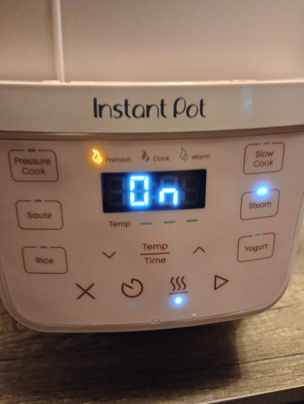 Instant Pot 7.5QT RIO Wide, 7-in-1 Electric Multi-Cooker, Pressure Cooker, Slow Cook, Rice, Steamer, Sauté, Yogurt & Warmer, Wide Base, Large Searing Base, WhisperQuiet Steam Release customer photo 1