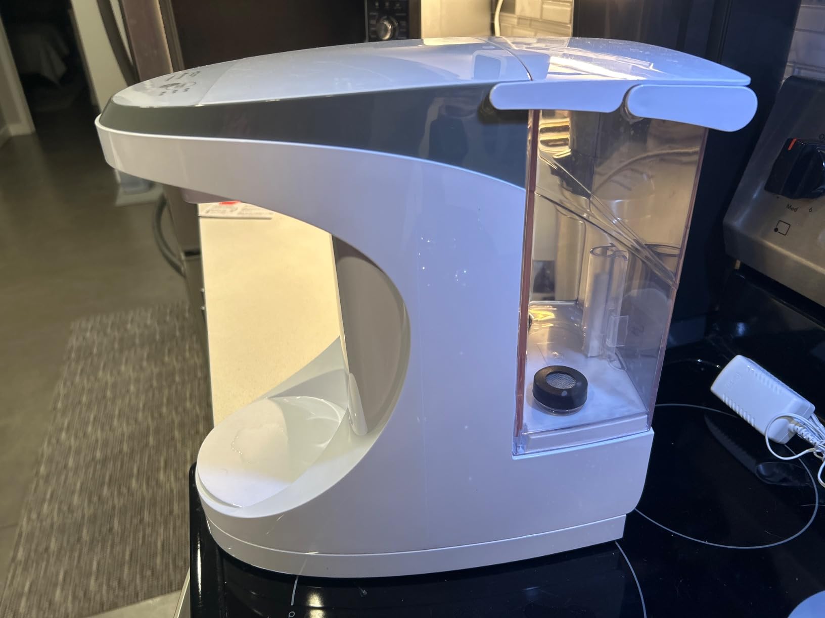 AquaTru Glass Carafe Alkaline Countertop Reverse Osmosis Water Purifier | 4 Stage RO System | Removes 84 Contaminants Including PFOA & PFOS (PFAS), Lead and Microplastics | Adds Alkaline Minerals customer photo 1