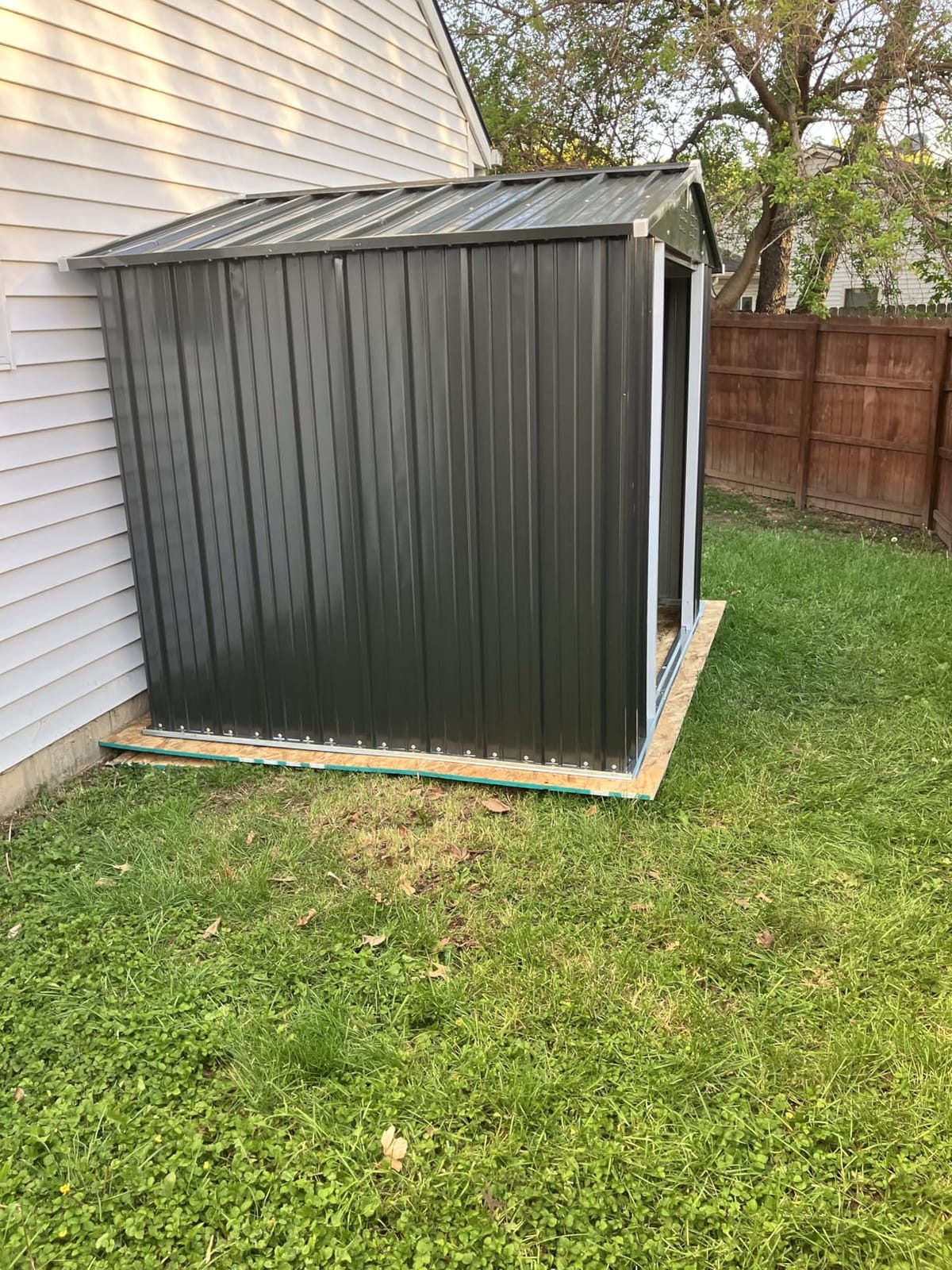 Gizoon 6 x 4 FT Outdoor Storage Shed, Metal Garden Shed, Dark Gray | Double Lockable Doors, Anti-Corrosion Metal Garden Shed, Fits Backyard/Patio/Lawn, Spacious Storage Clearance, Durable Steel customer photo 2