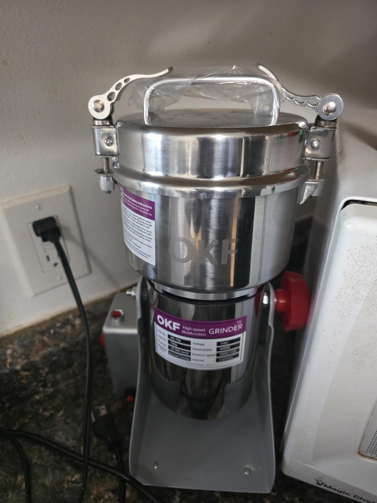 750g Grain Mill, 304 Stainless Steel Spice Grinder, 2800W High-speed Commercial Flour Mill, Superfine Flour Mill Grinder for Home, Grain Mill for Flour customer photo 1
