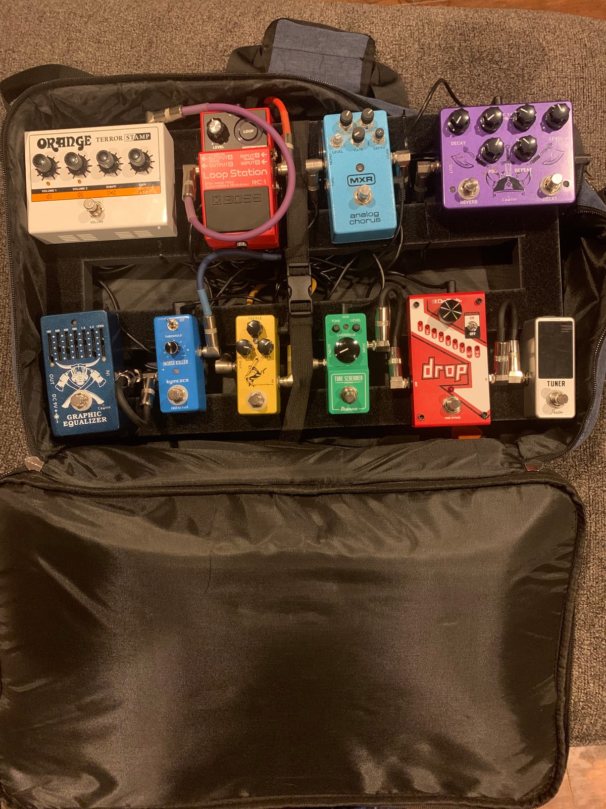 Ghost Fire Guitar Pedal Board Aluminum Alloy 1.76lb Super light Effect Pedalboard 19.8''x11.5'' with Carry Bag and Effects Pedal Patch Cables(3 Pack) customer photo 1