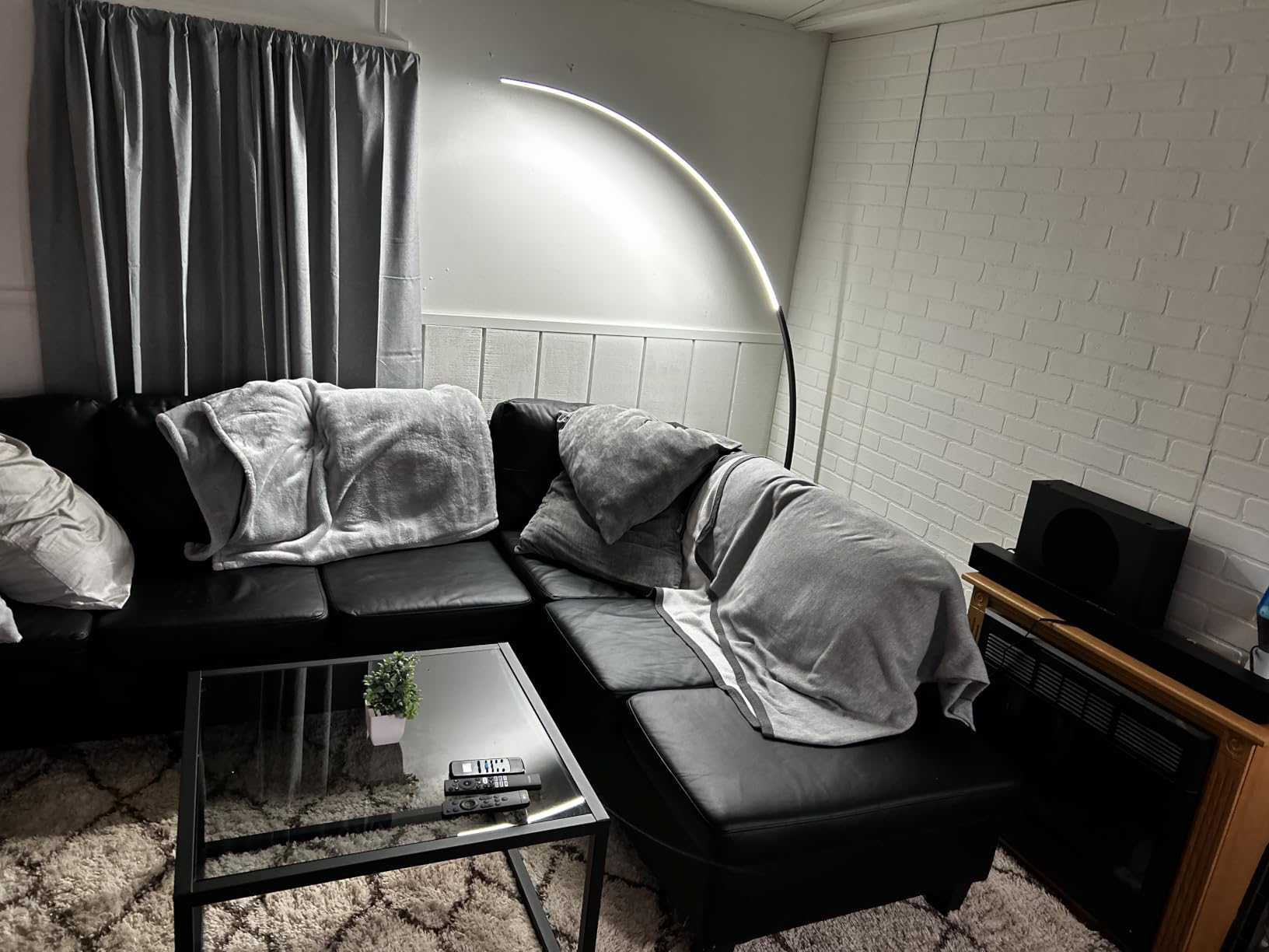 Dimmable LED Lamps for Living Room with 3 Color Temperatures, Ultra Bright 2000LM Arc Floor Lamps, Modern Standing Tall Lamp with Remote Control Reading Floor Lamp for Bedroom Office Classroom customer photo 1
