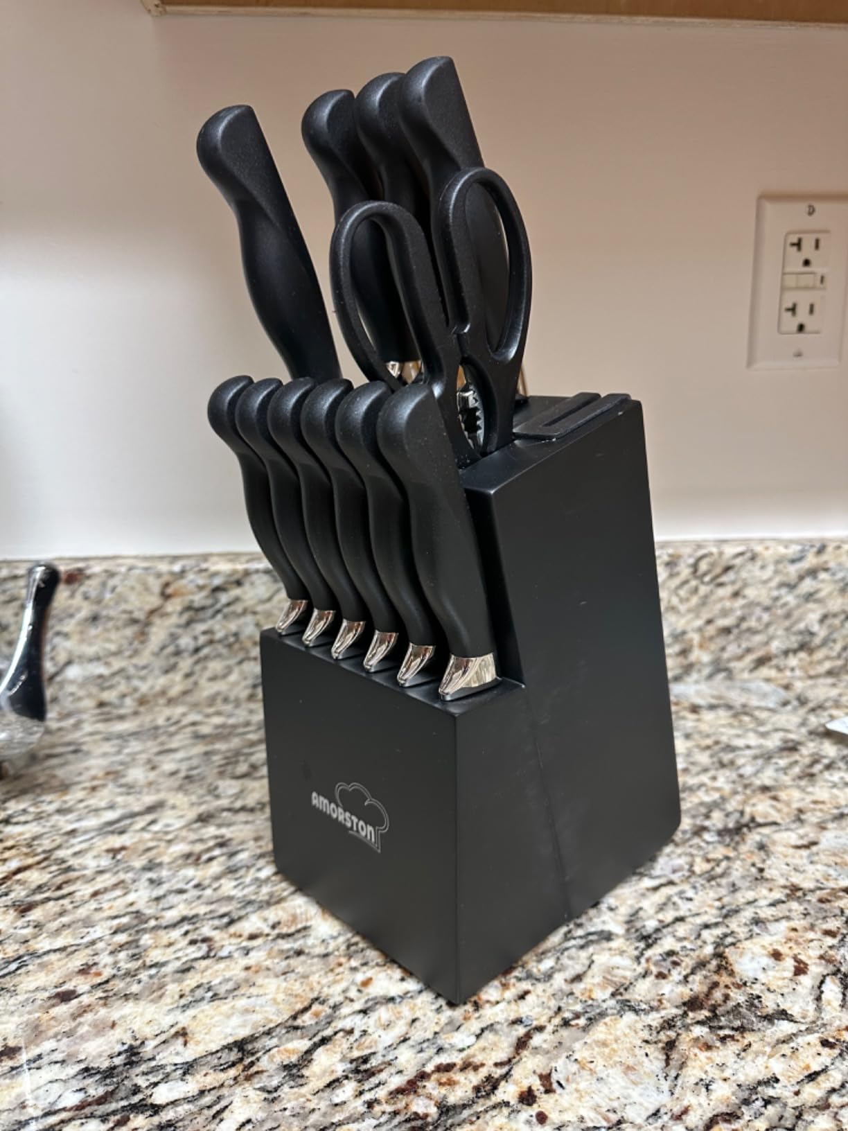 Amorston Knife Set 15 Piece Kitchen Knife Set with Block | Built in Sharpener, German Stainless Steel, Dishwasher Safe, Black Kitchen Knives Complete Set customer photo 2