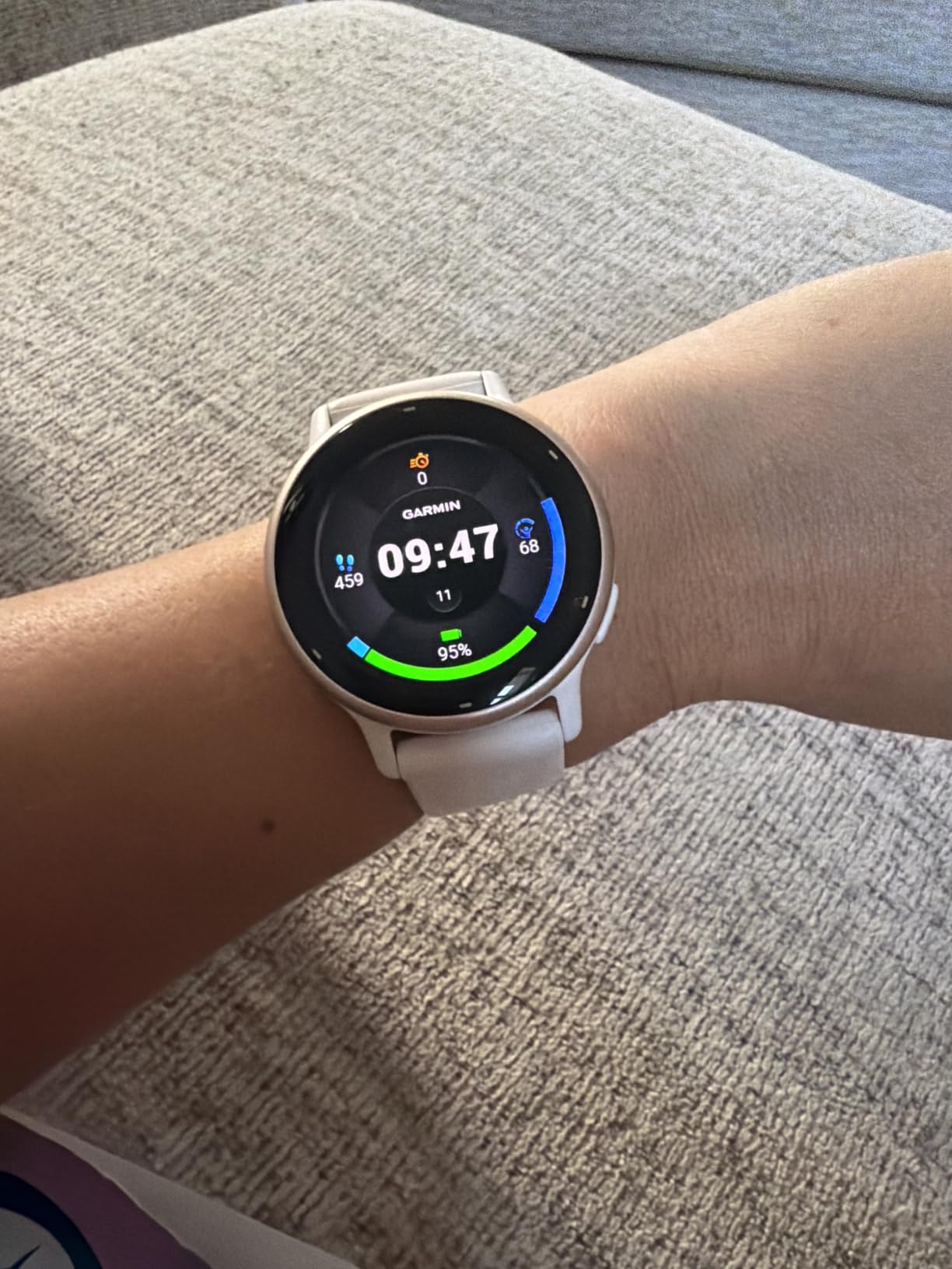 Garmin vívoactive 5, Health & Fitness GPS Smartwatch, 42mm, Black customer photo 1