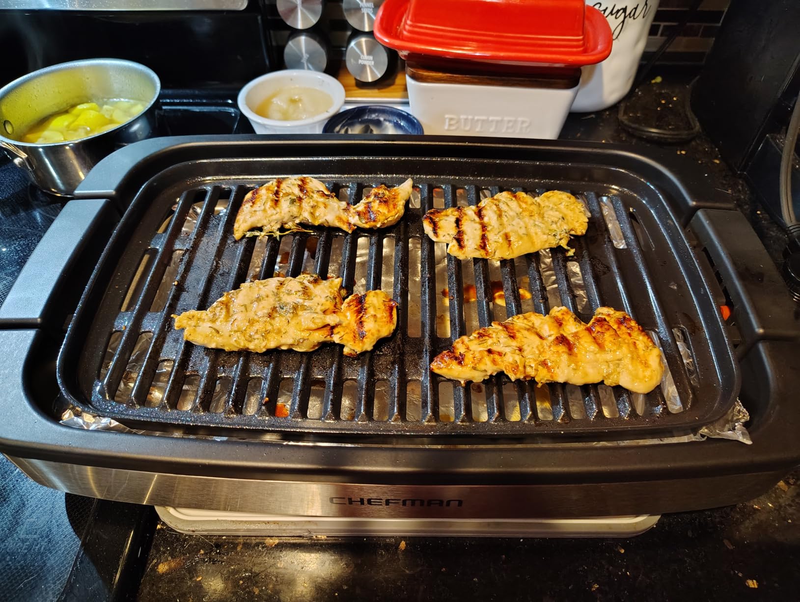 Chefman Smokeless Indoor Electric Grill, Extra Large Grilling Surface, Nonstick Table Top Grill for Indoor Grilling and BBQ with Adjustable Temperature Control, Drip Tray, Dishwasher-Safe Parts customer photo 2