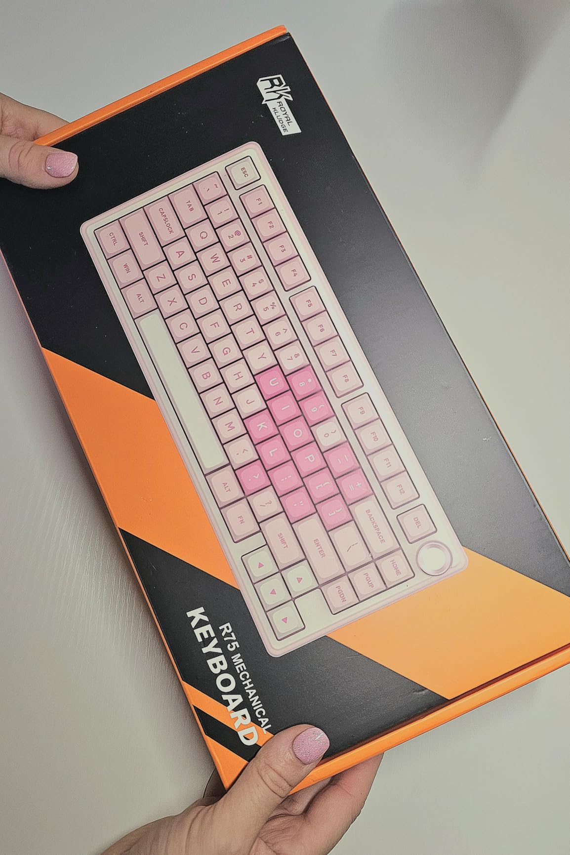 RK ROYAL KLUDGE R75 Mechanical Keyboard Wired with Volume Knob, 75% Keyboard Gasket Mounted, RGB Backlit, Creamy Keyboard with MDA Profile, PBT Keycaps, Hot Swappable Pre-lubed Tactile Switch customer photo 1