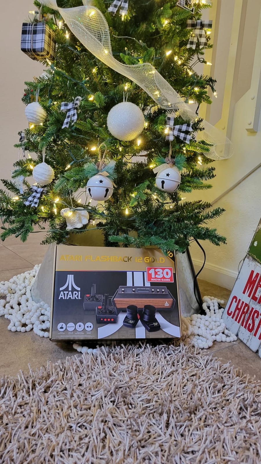Atari Flashback 12 Gold, Retro Game Console, Built-in 130 Classic Games, Two Joystick and Paddle Controllers, HDMI, PLUG & PLAY on HD TV customer photo 2