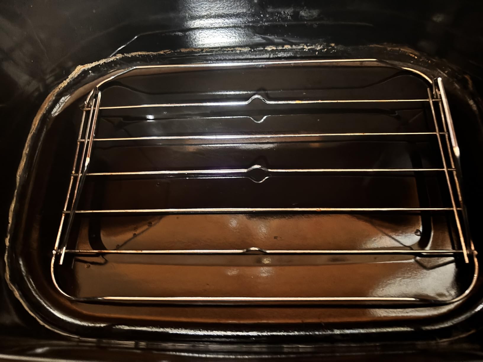 HomeCraft Electric Roaster Oven, 18-Quart Capacity for Turkey, Chicken, Meat, Vegetables, Full-Range Temperature Control, Lift-Out Rack, and Removable Enamel Pot Included, Black customer photo 1