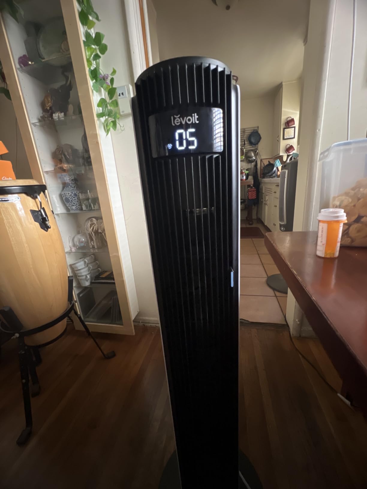 Levoit Tower Fan for Bedroom, 28ft/s Fans that Blow Cold Air, 28dB Quiet | Standing Floor Fan for Room, 90° Oscillating, 5 Speeds 4 Modes & Temp Sensor, Bladeless, 12H Timer, Remote, 36 inch, Black customer photo 2