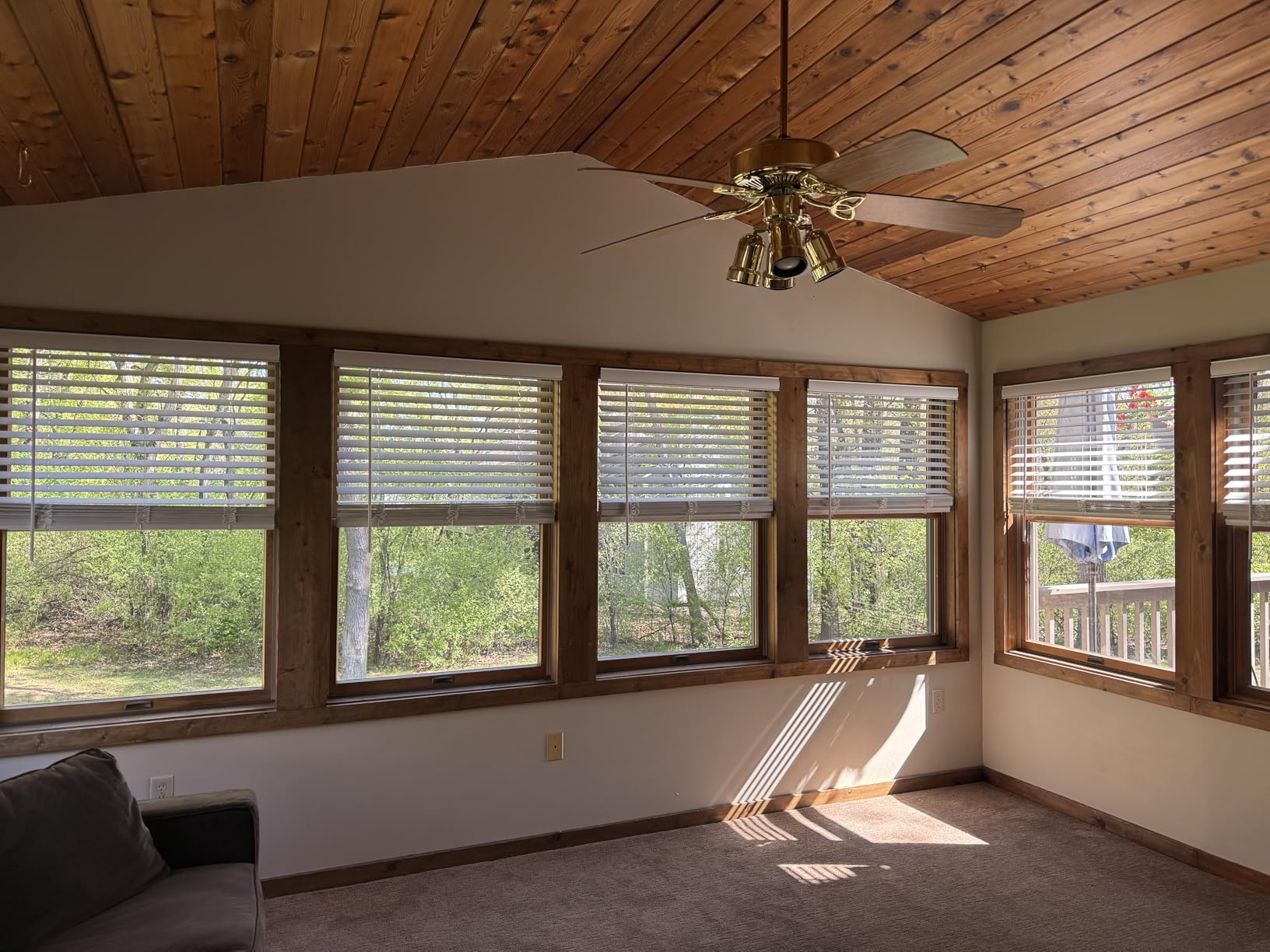 LOTUS & WINDOWARE Cordless Faux Wood Blinds, 35