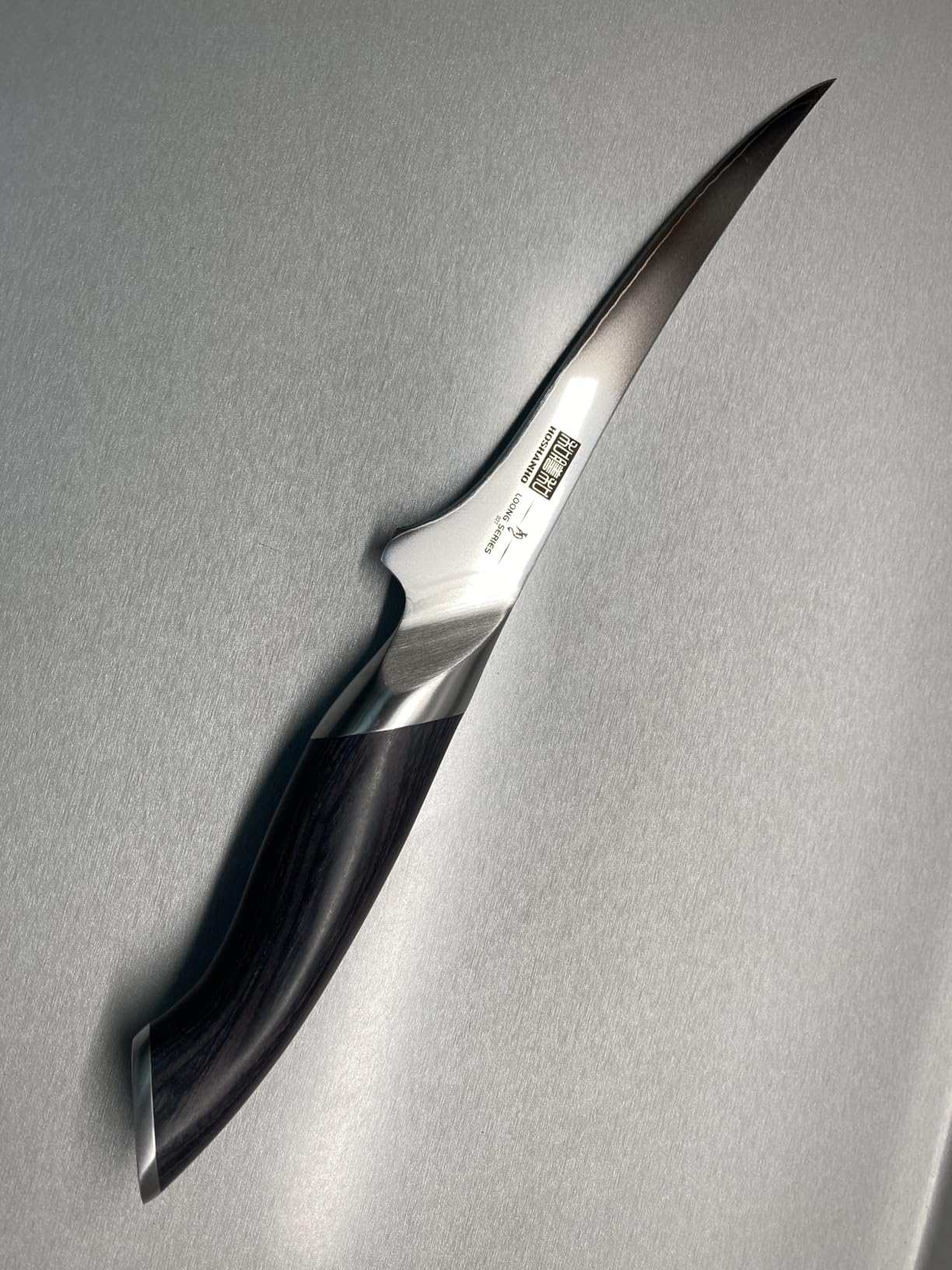 HOSHANHO Fillet Knife 7 Inch, Super Sharp Japanese Fish Boning Knife - Professional High Carbon Stainless Steel Filleting Knives for Meat Poultry Cutting customer photo 2