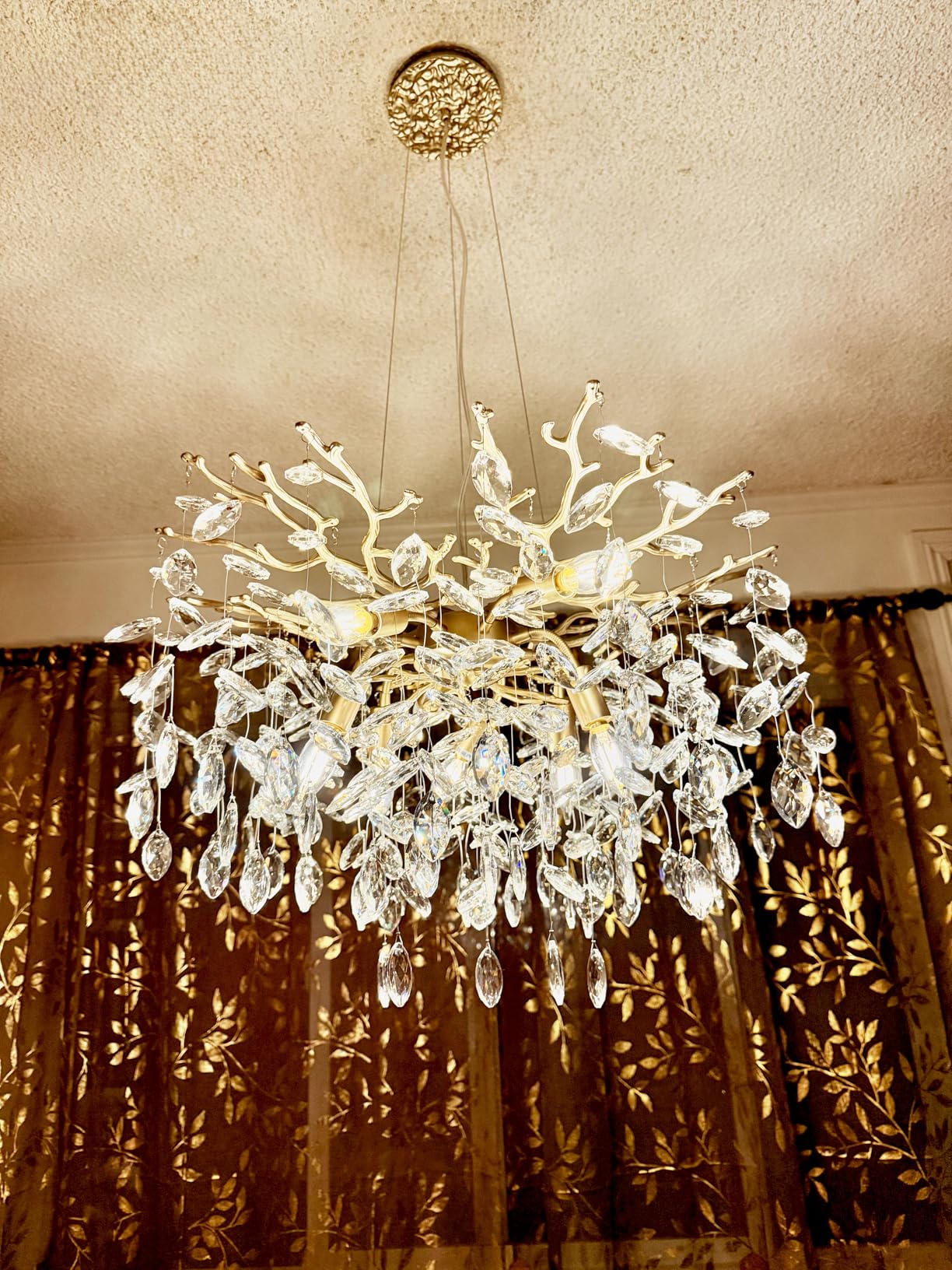 EGM Gold Tree Branch Crystal Chandelier, 32 Inch Modern Raindrop Crystal Ceiling Light Fixtures 10-Light(E12), Hanging Round Chandeliers for Dining Room Living Room Bedroom Foyer customer photo 2