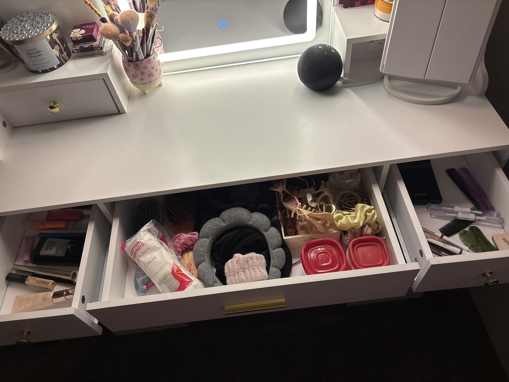 CSZZD White Makeup Vanity Desk with LED Mirror & RGB Cabinets | Vanity Table with Charging Station and 6 Storage Drawers, Adjustable 3 Mode Mirror Lights, Bedroom Dressing Table for Women customer photo 1