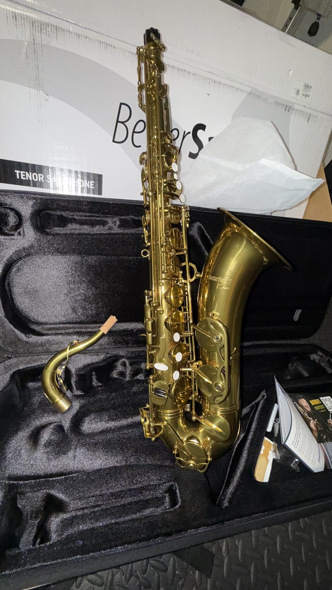 BetterSax Classic Tenor Saxophone - Professional-Grade Instrument with Dark Gold Lacquer Finish - Complete Kit for Beginners and Pros - Includes Mouthpiece, Neckstrap, and Durable Case customer photo 1