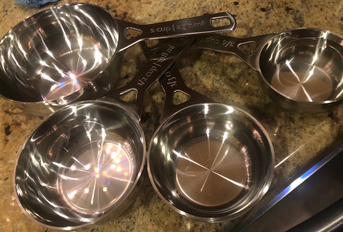 Le Creuset Stainless Steel Measuring Cups, Gold Finish, Set of 4 customer photo 2