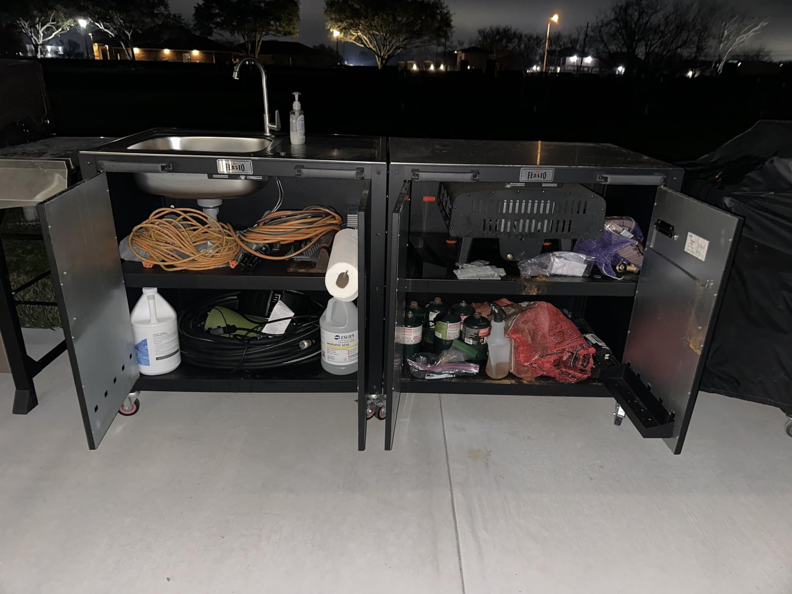 Feasto Outdoor Grill Cart with Storage Cabinet and Stainless Steel Top, 35-Inch Outdoor Grill Station with Door, Modular Kitchen Island for Food Prep and BBQ, Black & Silver customer photo 1