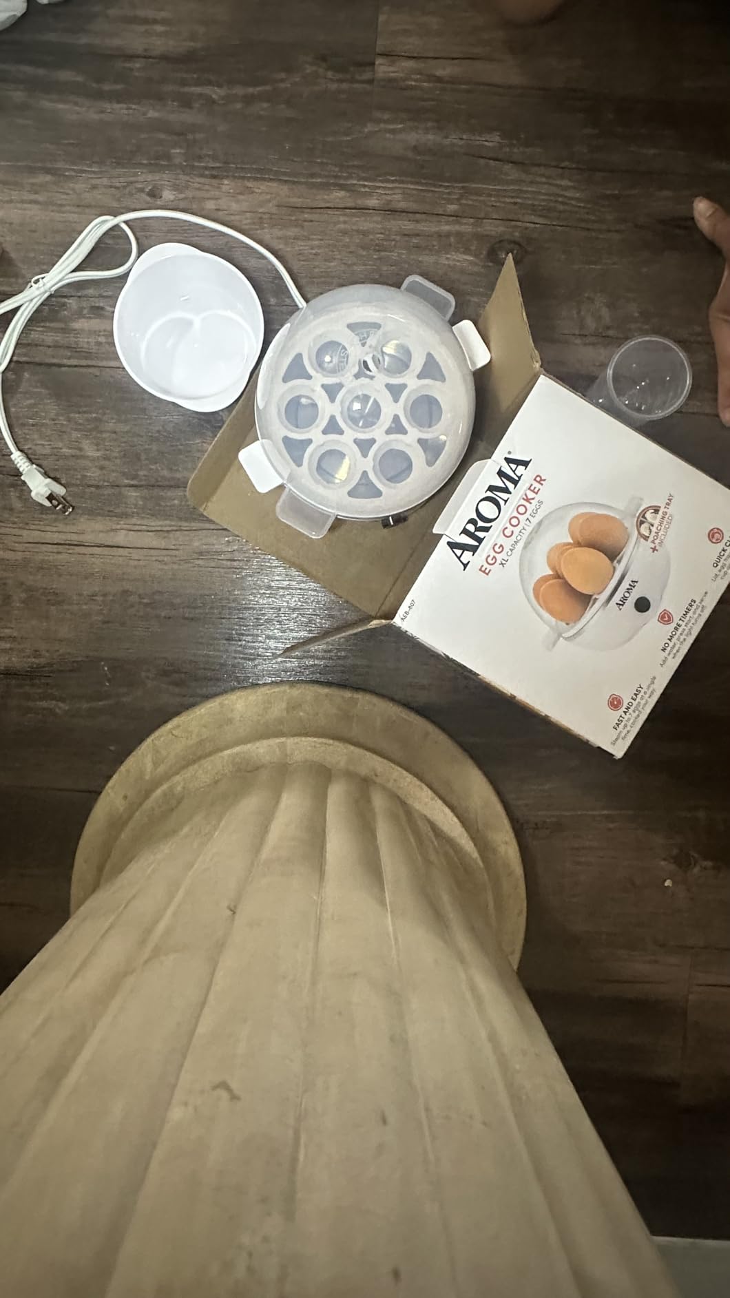 AROMA Overly Easy Egg Cooker, Steamer, and Electric Egg Poacher | XL Capacity Egg Steamer Fits 7 Eggs customer photo 1