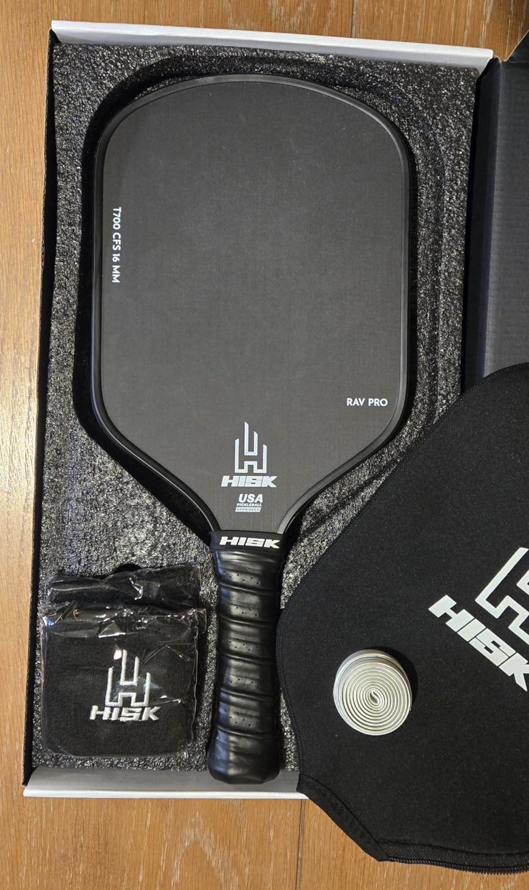 RAV PRO Pickleball Paddle - Ultimate HIGH END 16mm Japanese Toray T700 Raw Carbon Fiber CFS w/Excellent GRIT Roughness Texture, Aero Dynamic Curve, USAPA Approved, Non Slip Grip customer photo 1