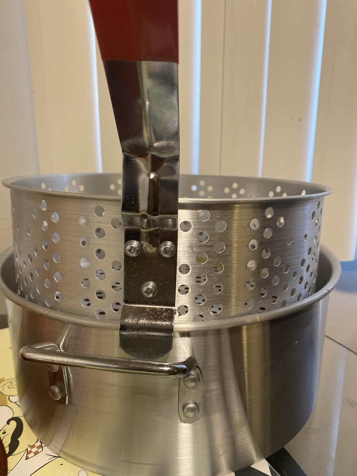 Gas One Aluminum Cooking Pot Deep Fryer with Basket - 10QT Aluminum Fry Pot with Easy Grip Handle - Durable Food Grade Outdoor Fryer with Perforated Strainer Basket - Ideal for Seafood, Chicken customer photo 2