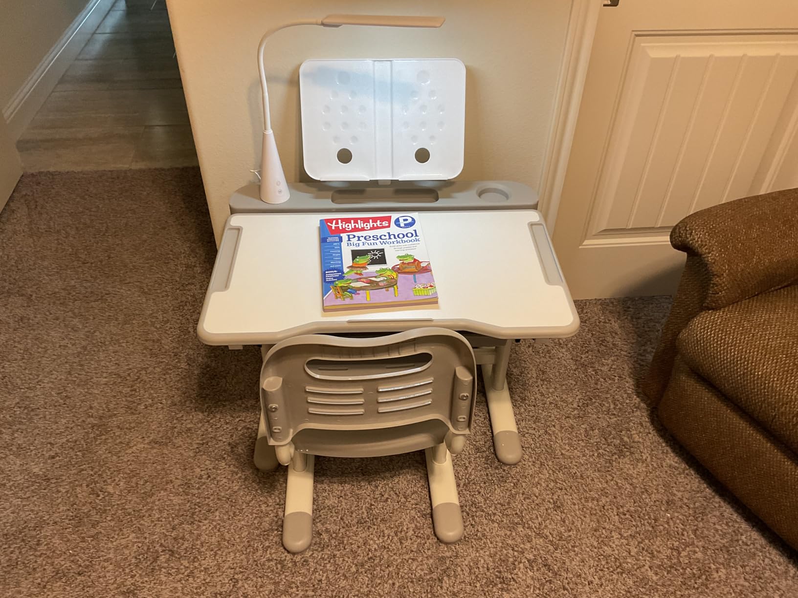 Rengue Kids Desk and Chair Set, Height Adjustable Children School Functional Study Desk with 55° Tiltable Desktop, 3 Modes & Brightness LED Light, Storage Drawer & Metal Hook for Boys Girls (Grey) customer photo 2