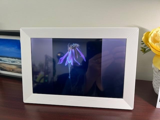 Digital Picture Frame, Frameo 15.6 Inch Large Digital Photo Frame WiFi, 1920 * 1080 IPS FHD Touch Screen, 32GB, Tabletop&Wall-Mounted, Electronic Photo Frame, Share Video, Birthday, Wedding, for Mom customer photo 2