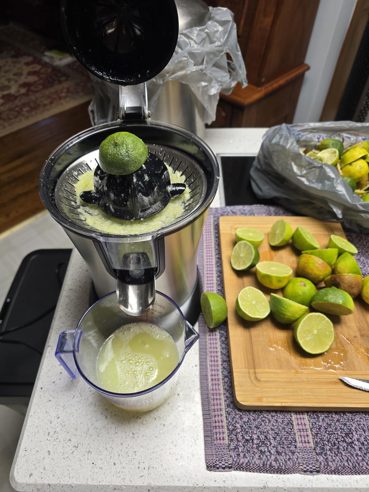 Eurolux Premium Electric Orange Juicer | Stainless Steel Citrus Squeezer With Ultra-Powerful Motor, Soft Grip Handle, Auto Shutoff, Dishwasher-safe Parts, Pulp Control customer photo 1