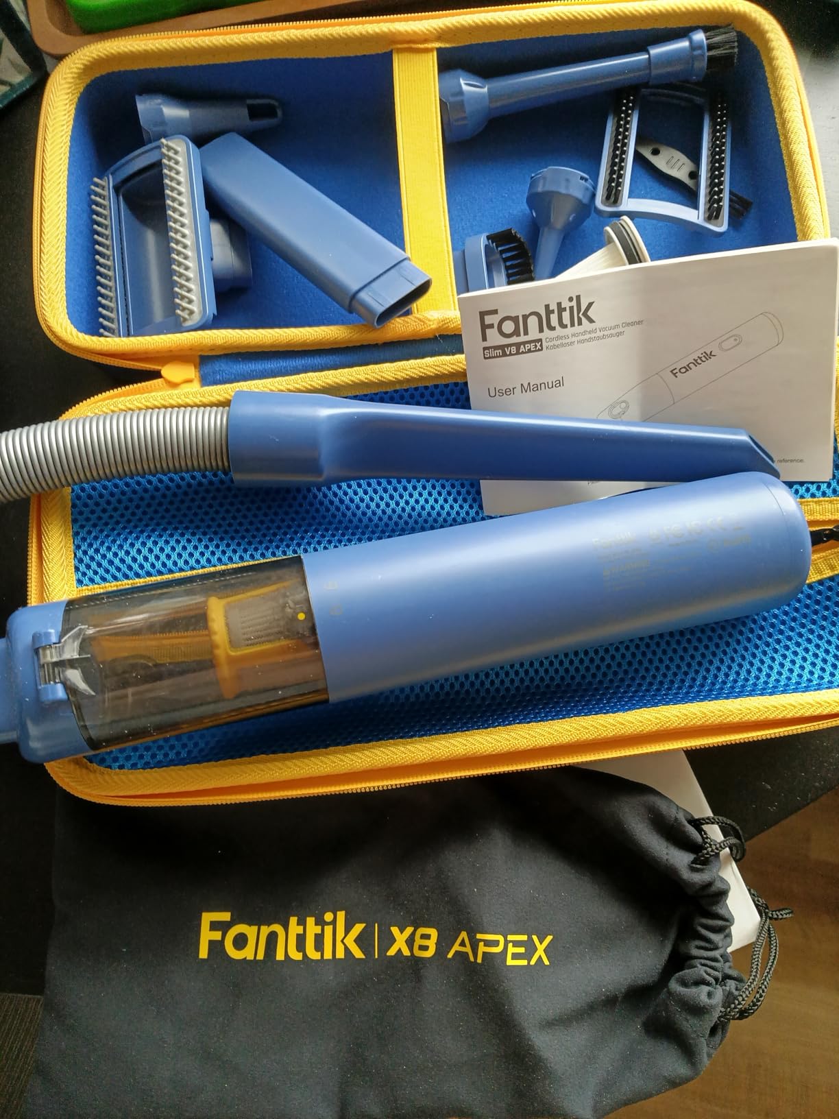 Fanttik Slim V8 APEX Cordless Car Vacuum & Air Duster, 4-in-1 Portable Mini Vacuum with 19000pa Suction Power for Pet Hair, Type-C Charge, One-Touch Empty for Car, Office Desk, Keyboards (Black) customer photo 2