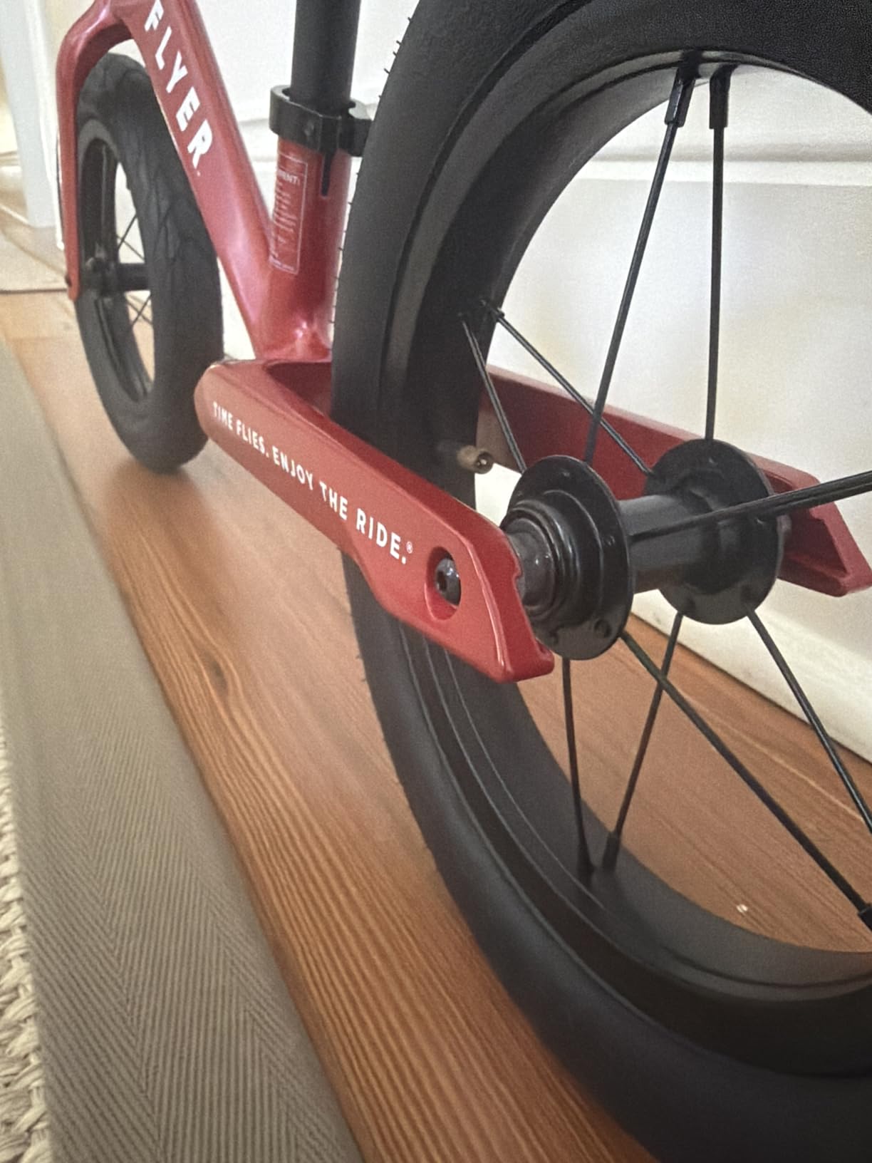 Radio Flyer Ultra Lite Balance Bike, for Kids Ages 1.5-5, Red | Kid & Toddler Balance Bike, Pedal Free, with Footrest and Lightweight Frame, Rubber Air Tires, Tool-Free Adjustable Seat customer photo 1