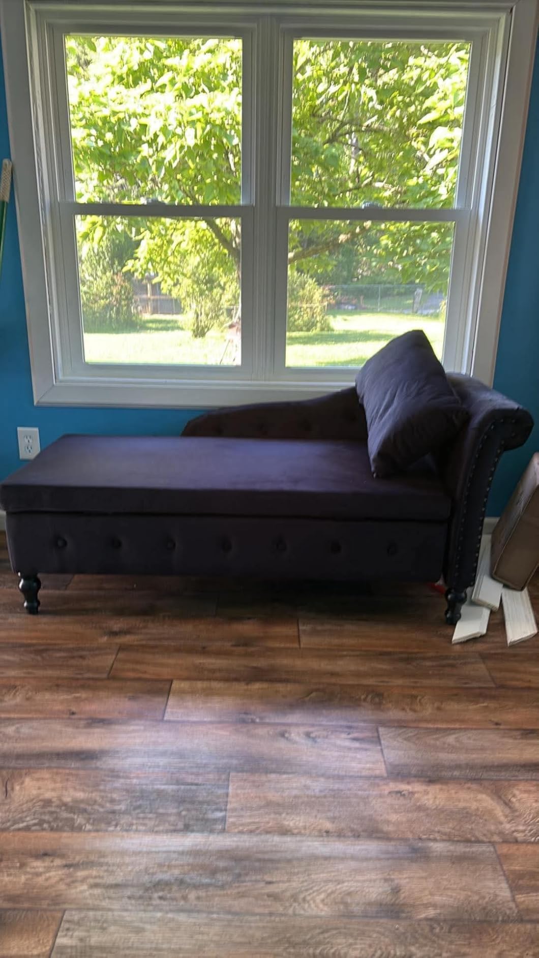 Velvet Chaise Lounge w/Left Armrest & Storage Space, Green | Button Tufted Lounge Sofa w/Lumbar Pillow, Lounge Chair Indoor, Upholstered Chair for Bedroom, Living Room, Office customer photo 2