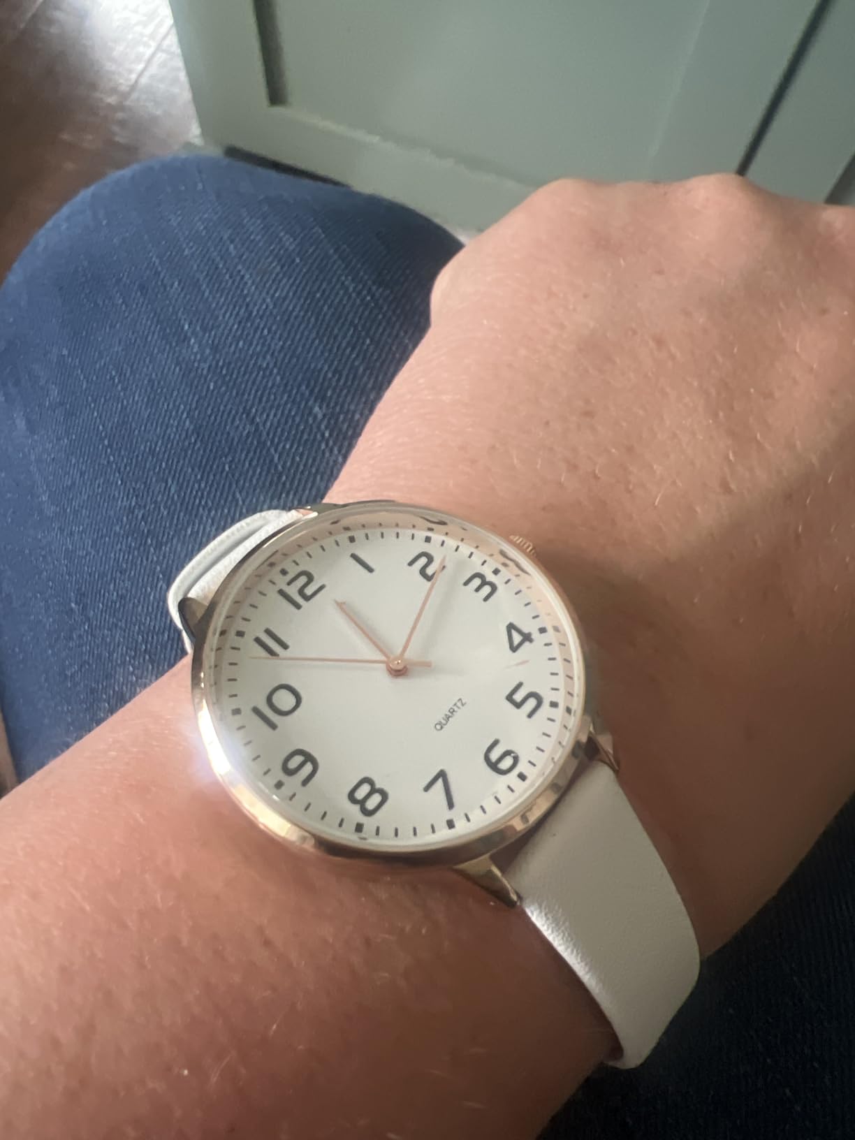TWOPTION Women's Dainty Analog Leather Dress Watch for Small Wrists customer photo 2