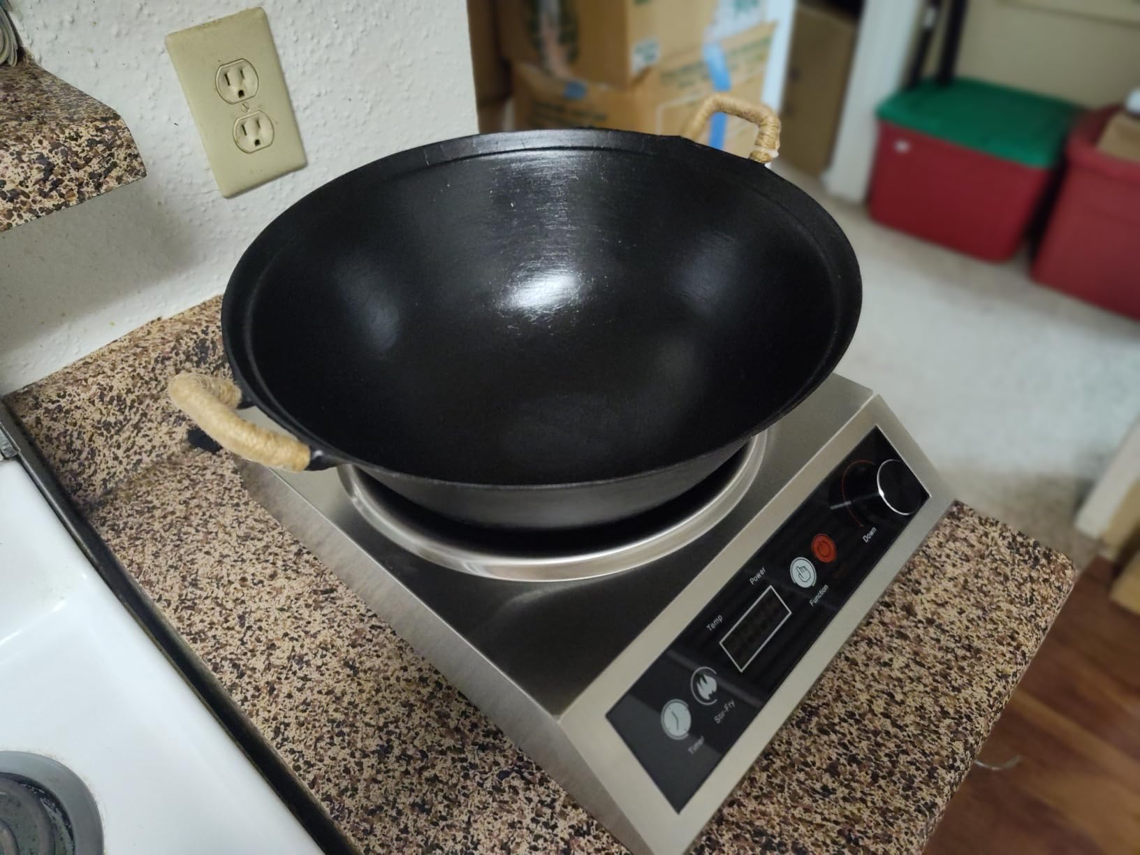 1800W Electric Wok Used For Home And Commercial, Induction Wok With Concave Surface Stainless Steel Strong Power Dual Control Mode 10 Power And Temp 24H Timer Induction Cooktop For Cooking customer photo 1