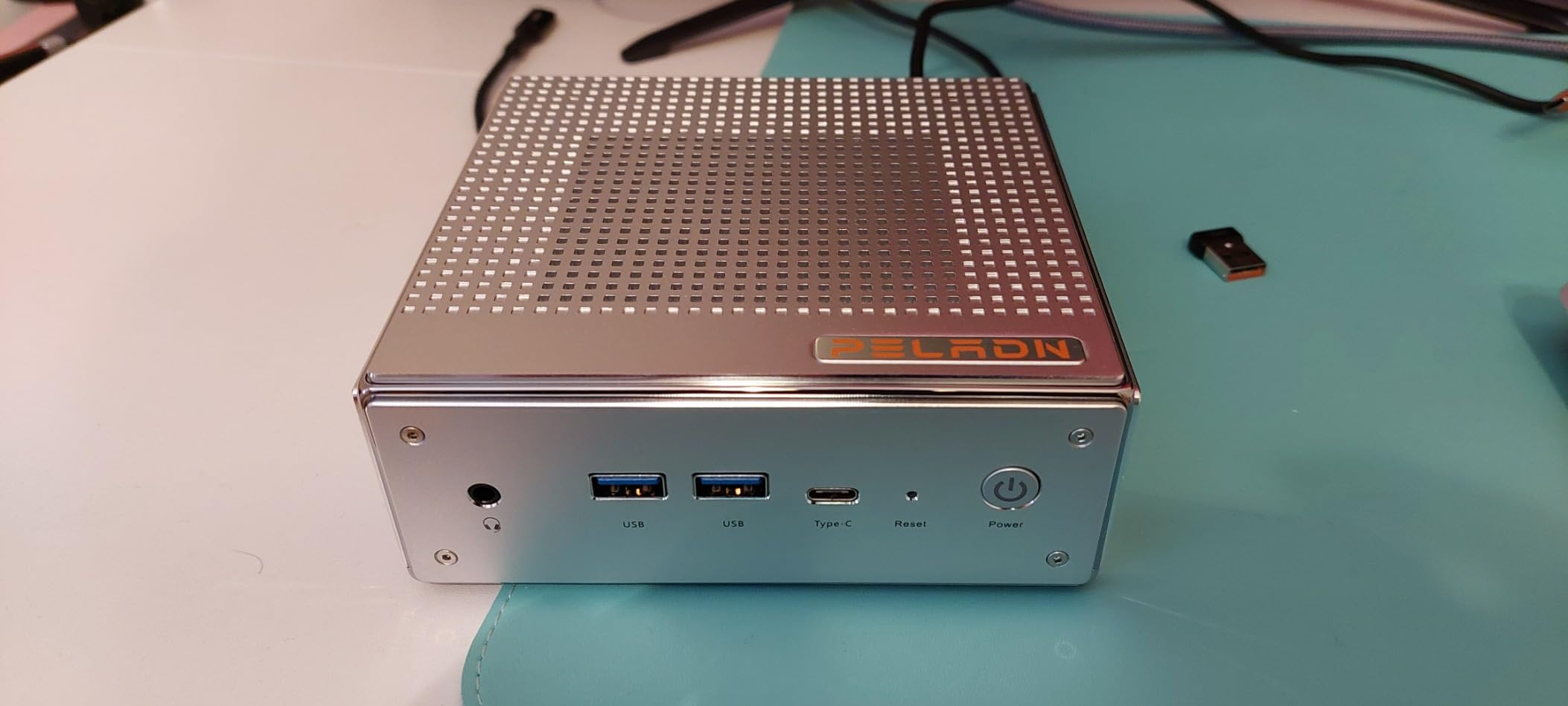 PELADN Mini PC AMD Ryzen 5 7640HS, 16GB DDR5 1TB PCIe 3.0 SSD, Quad 4K Display, USB4, WiFi 6, Dual LAN, Mini Computer for 1080p Gaming, Home Office, Coding, Plex Server, OpenClaw customer photo 2