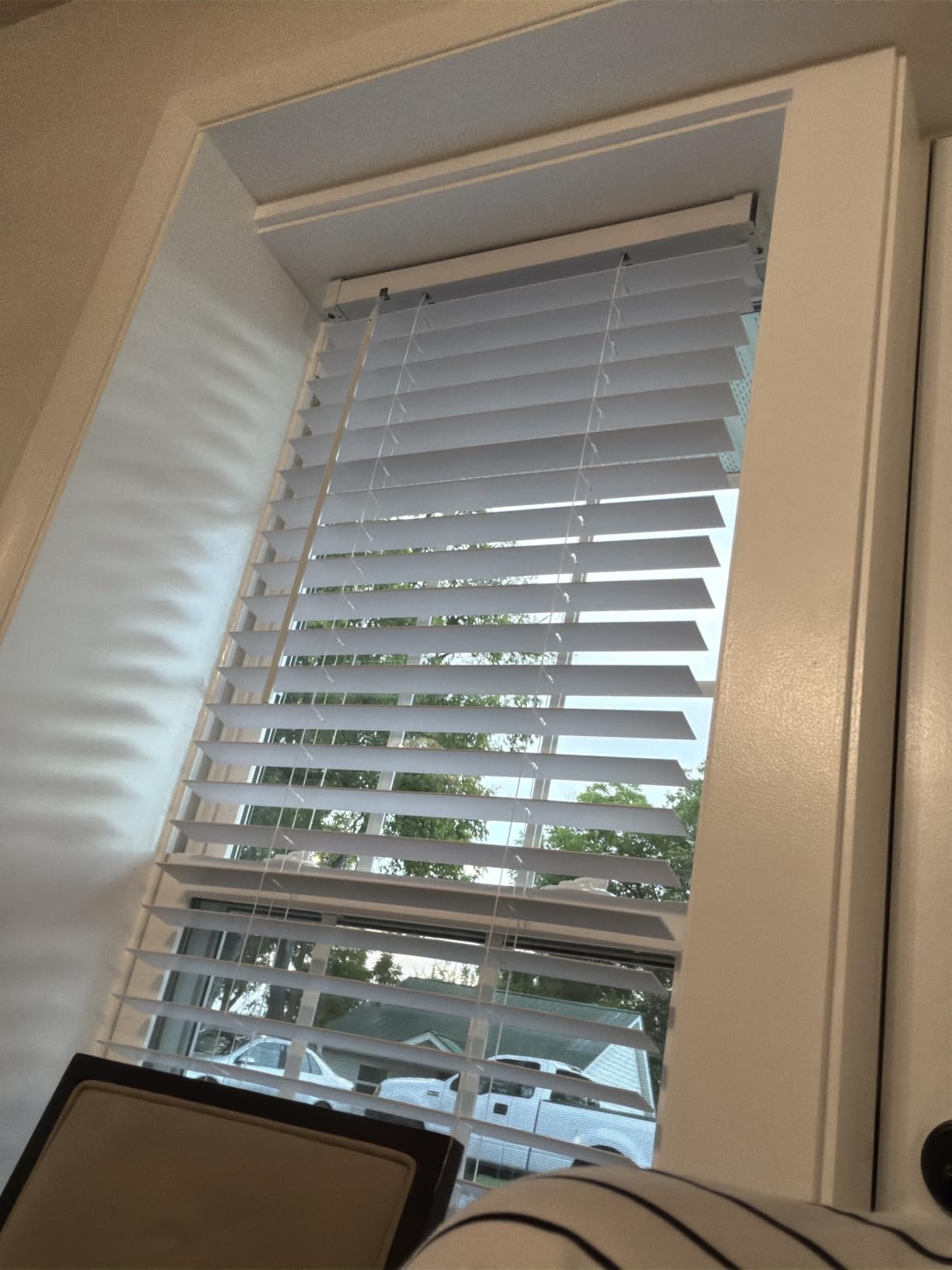 CALYX INTERIORS Faux Wood Blinds with Classic Valance, Cordless, 2