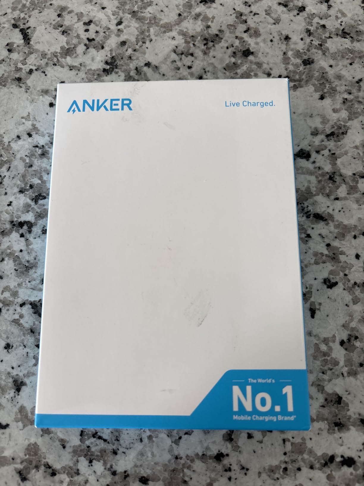 Anker Power Bank, 20,000mAh Travel Essential, Built-in USB-C Cable(Black) | 3-Port 87W Max Fast Charging Battery Pack, for MacBook, iPhone 16 / 15 Series, Samsung, Switch, and More customer photo 2