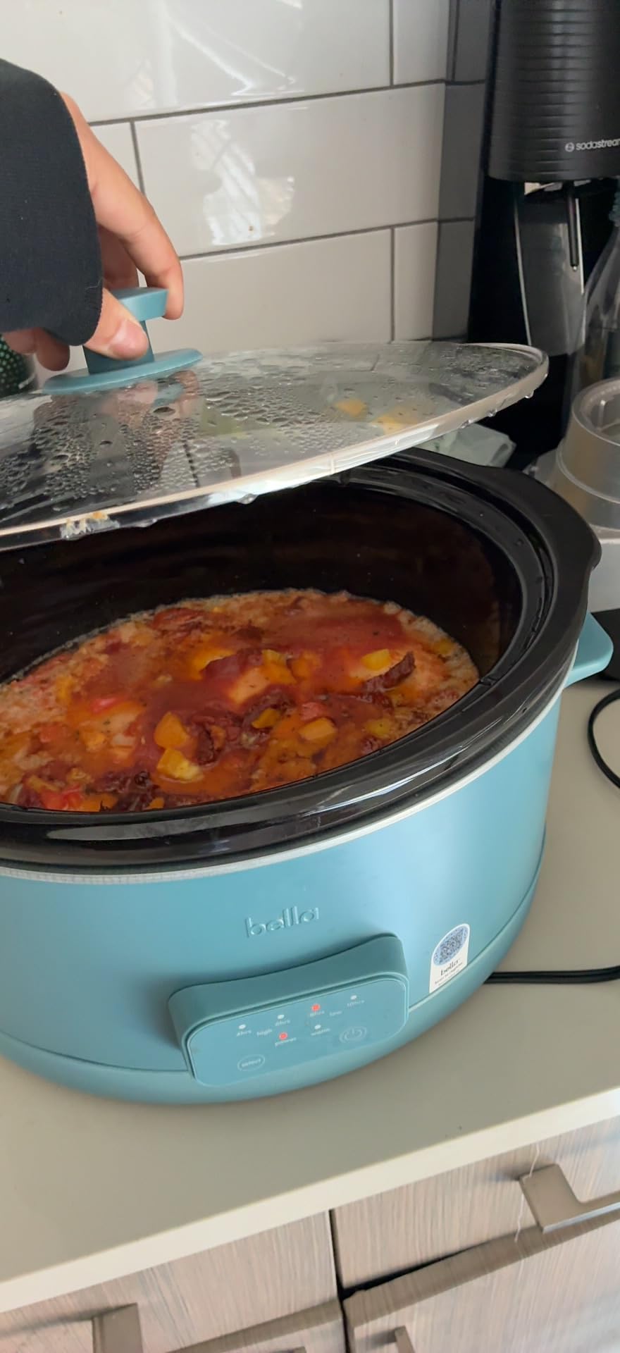 bella SAVOR 6qt Programmable Non-Toxic Slow Cooker, Oatmilk customer photo 2