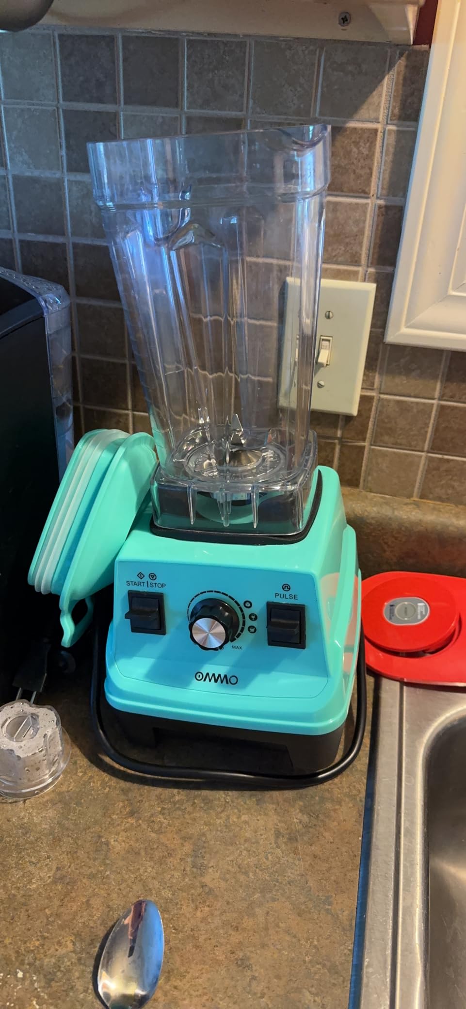 OMMO Blender 1800W, High Speed Countertop Blender with 60oz BPA-Free Jar | Smoothie Maker for Shakes, Nuts, Frozen Fruits customer photo 1