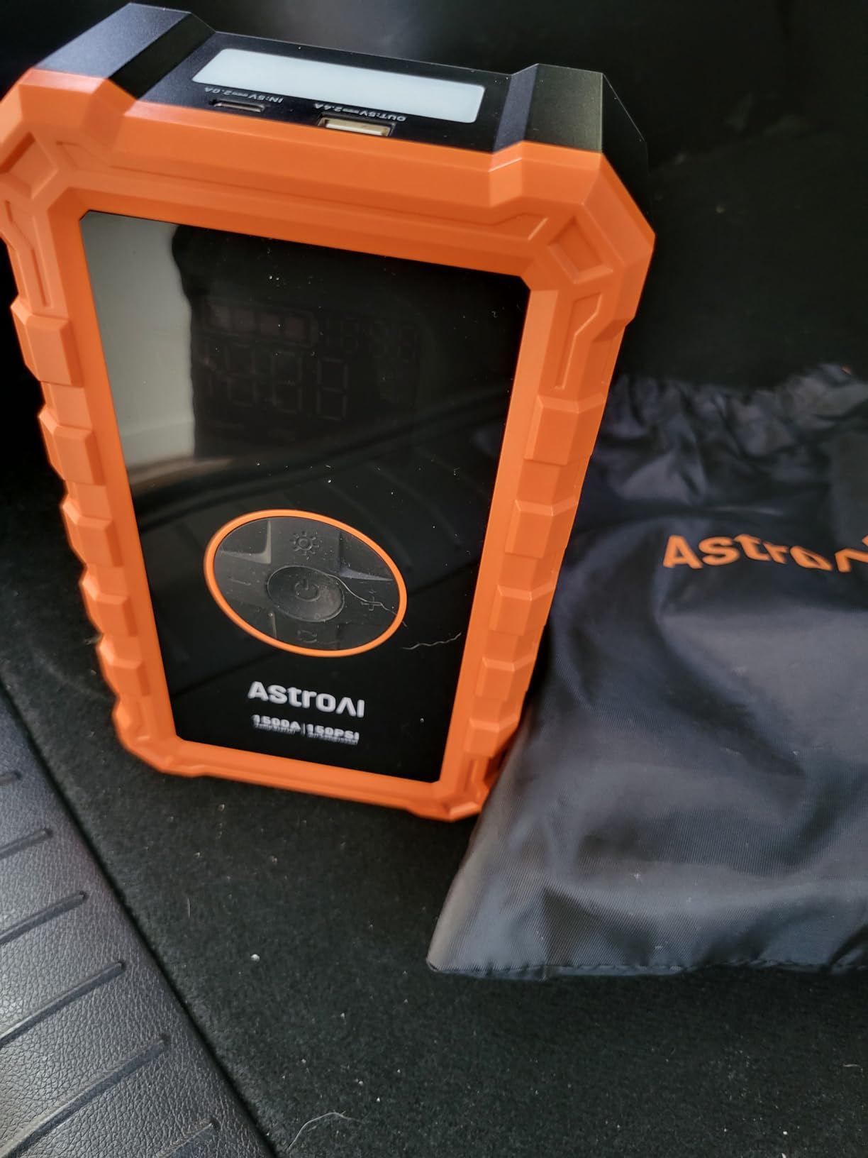 AstroAI S8 Air Jump Starter with Air Compressor, 3000A Peak Car Battery Jump Starter Portable (9.0 Gas/6.5L Diesel) with 150PSI Cordless Auto-Shutoff Tire Inflator, 12V Battery Charger Booster(Orange) customer photo 1