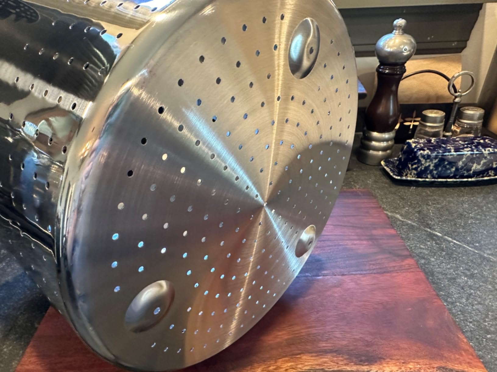 All-Clad Simply Strain Stainless Steel Stockpot, Multipot With Insert & Lid, 16 Quart Induction Oven Broiler Safe 600F, Strainer, Pasta Strainer with Handle, Steamer Pot, Pots and Pans, Silver customer photo 1
