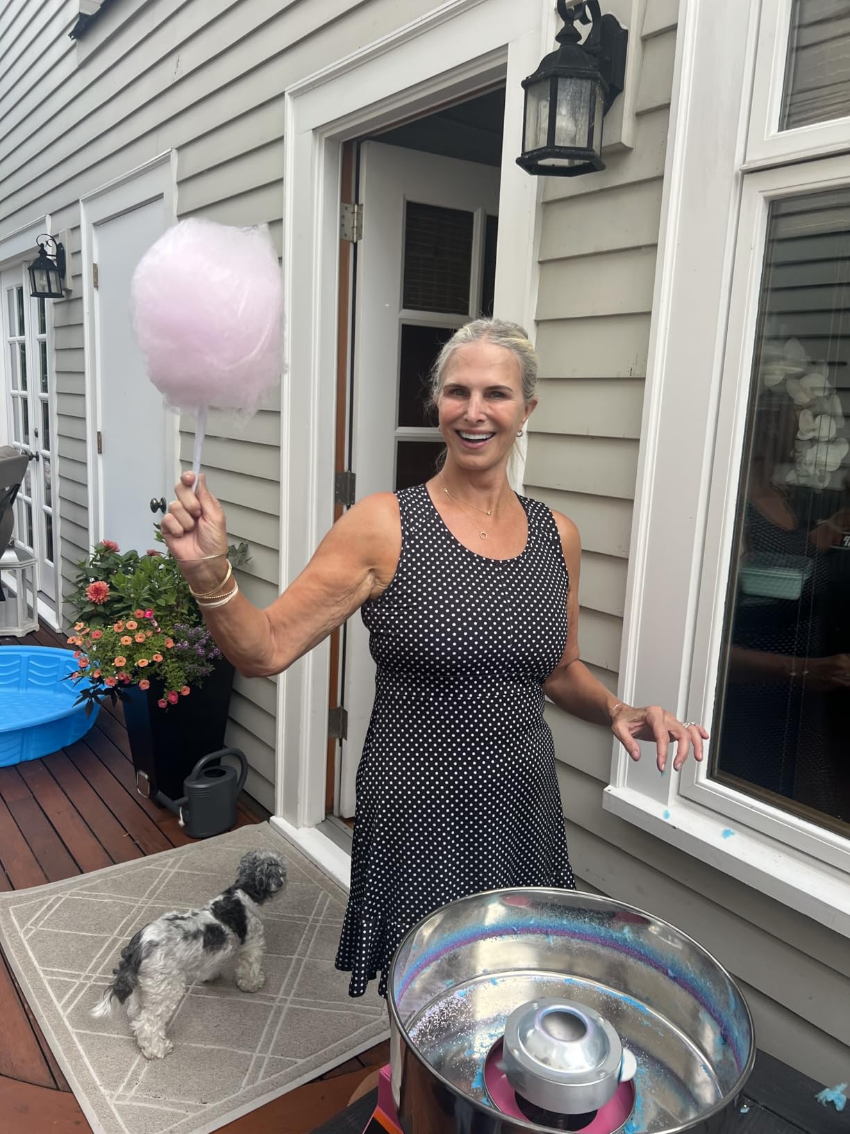 Commercial and Home Cotton Candy Machine 110V 1000W, 3 Mins Fast Preheat, Stainless Steel, Easy to Operate and Clean for Birthday Party, Events and Commercial Use customer photo 2